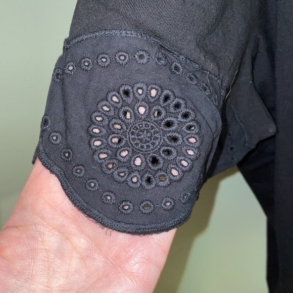 Black Tee - Picture 2 of 3